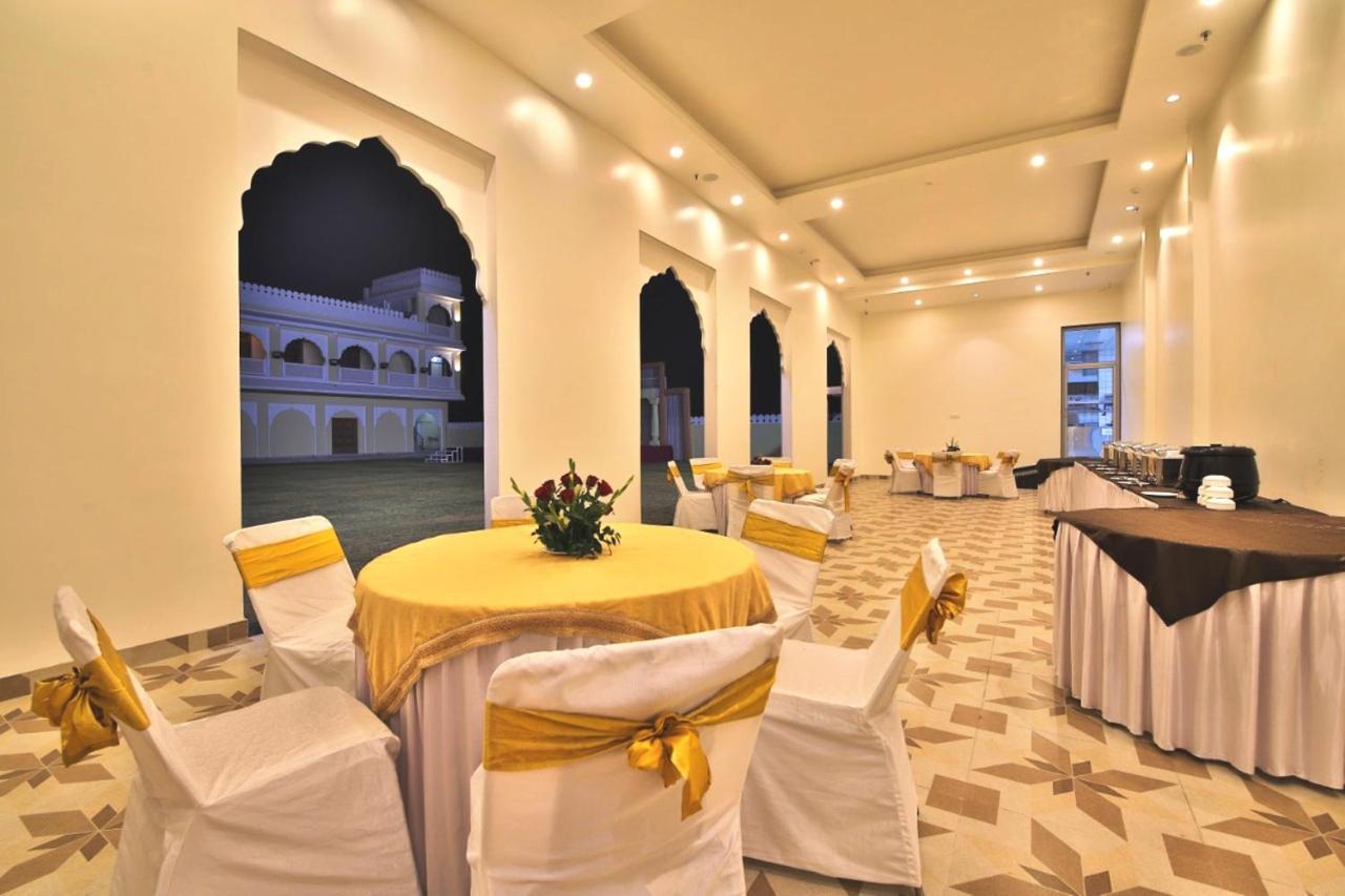 Rudra Vilas - A Royal Heritage Hotel Jaipur Exteriör bild