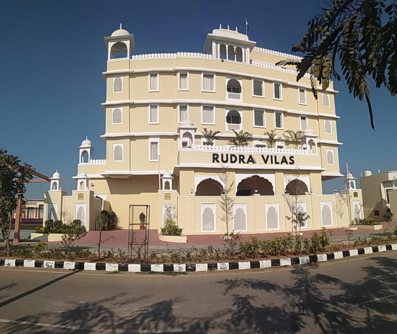 Rudra Vilas - A Royal Heritage Hotel Jaipur Exteriör bild